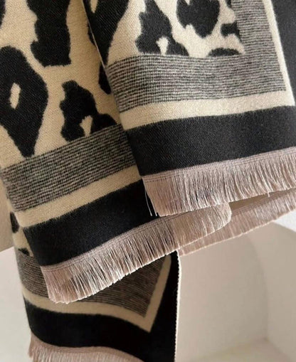 scarf tiger