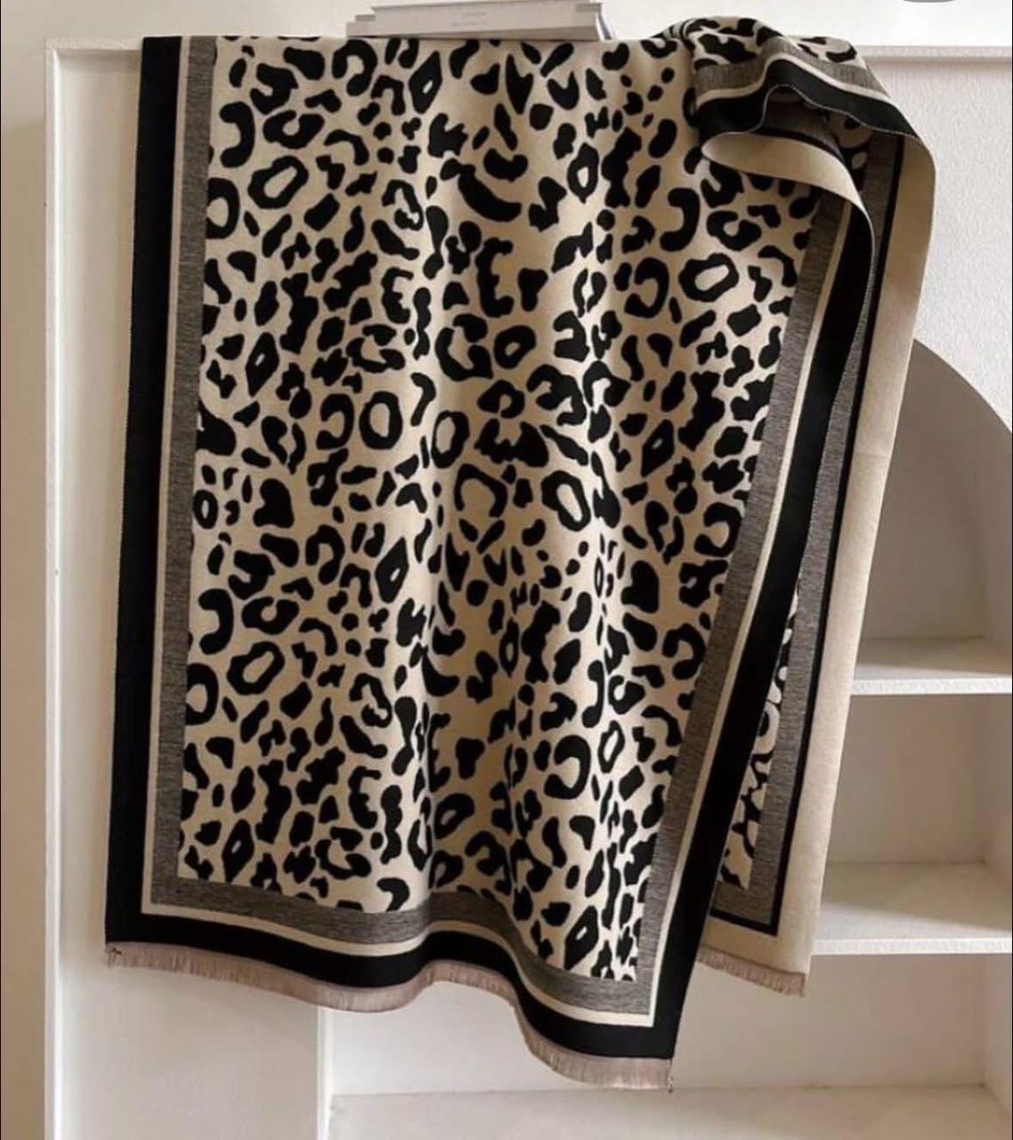 scarf tiger
