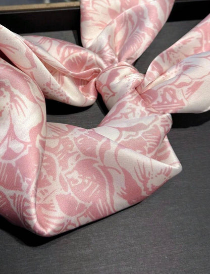 Scarf Dimensions 70*70 CM