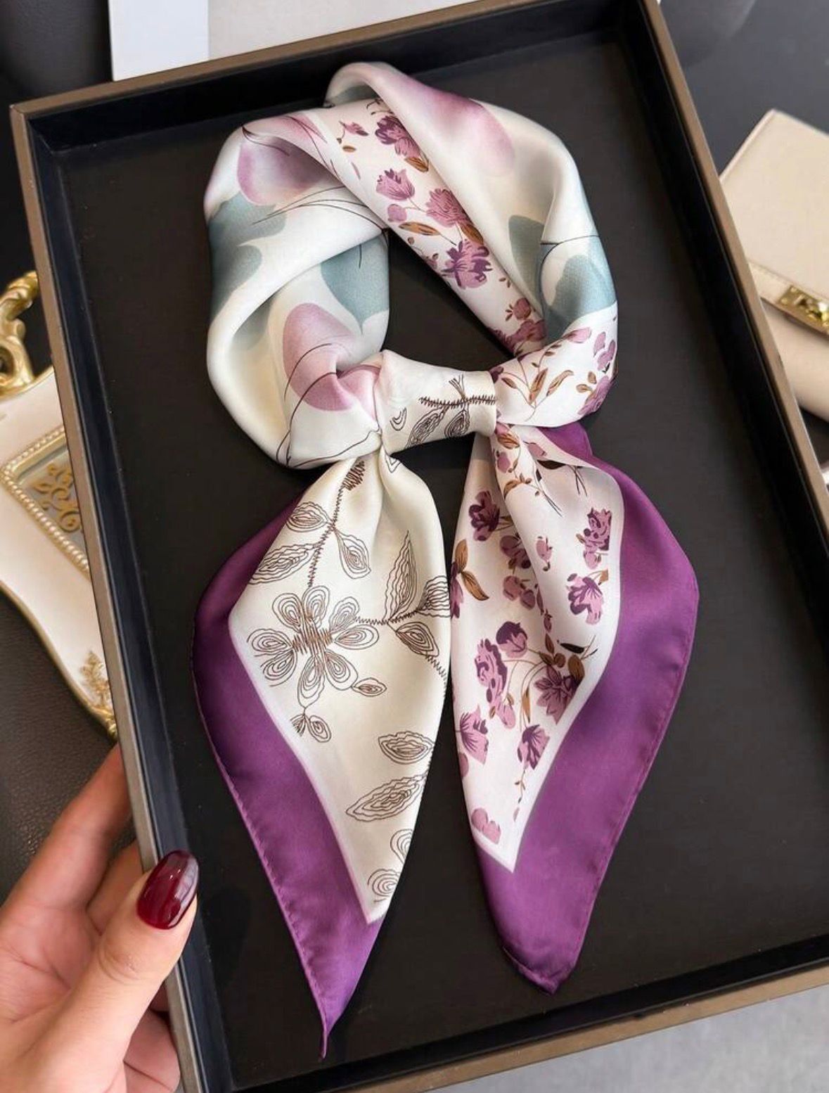 Scarf Dimensions 70*70 CM